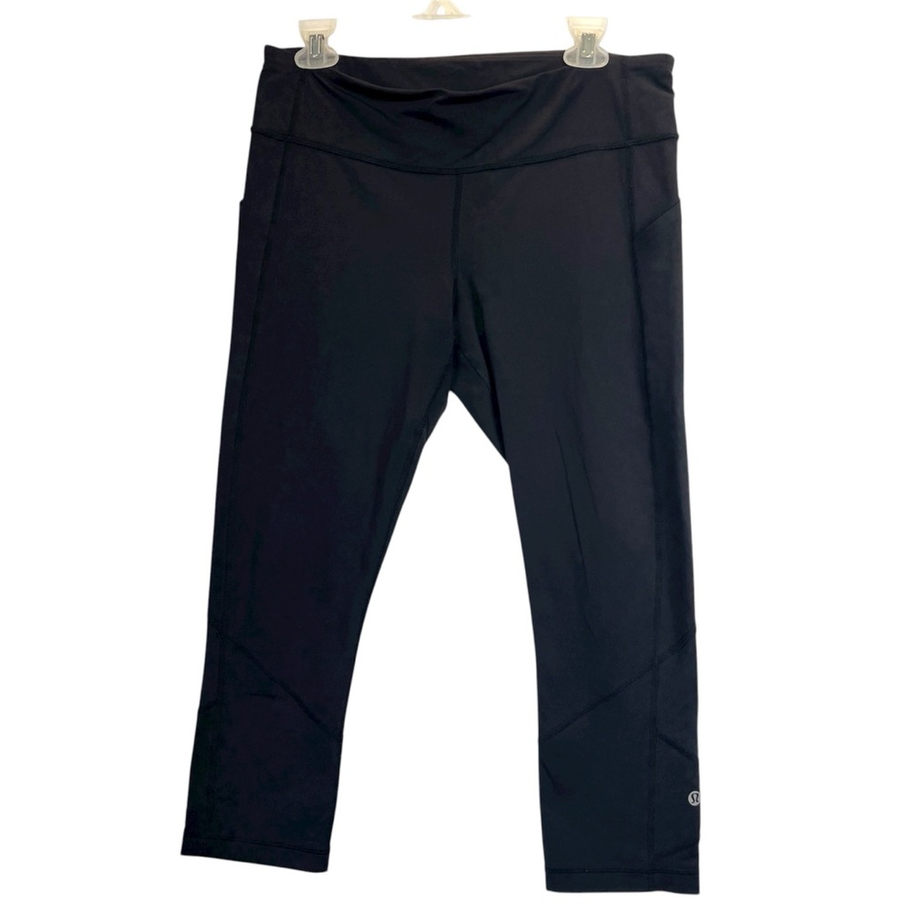 Lululemon Activewear Capri Pants Black 10 Sporty Gym Athleisure Yoga Street